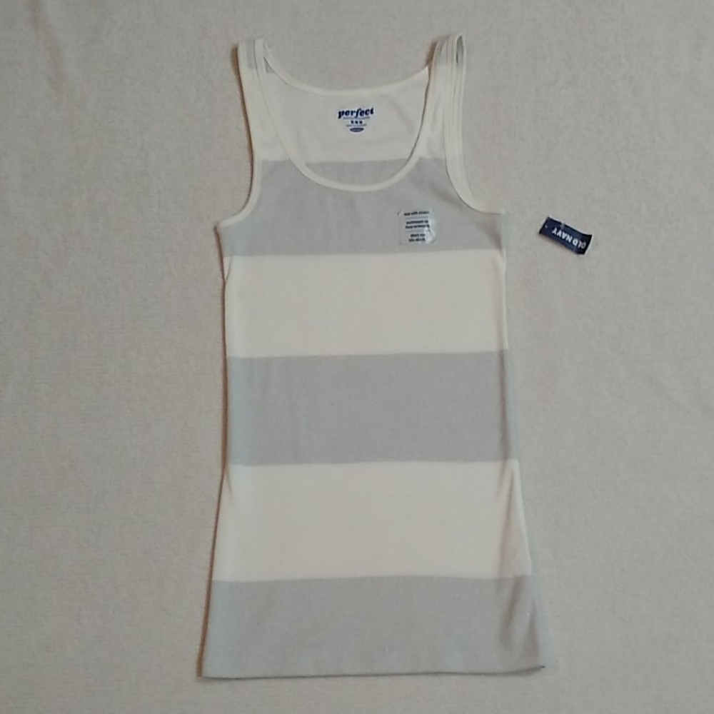Free with purchase of 2nd item - Old Navy Medium Tank Top